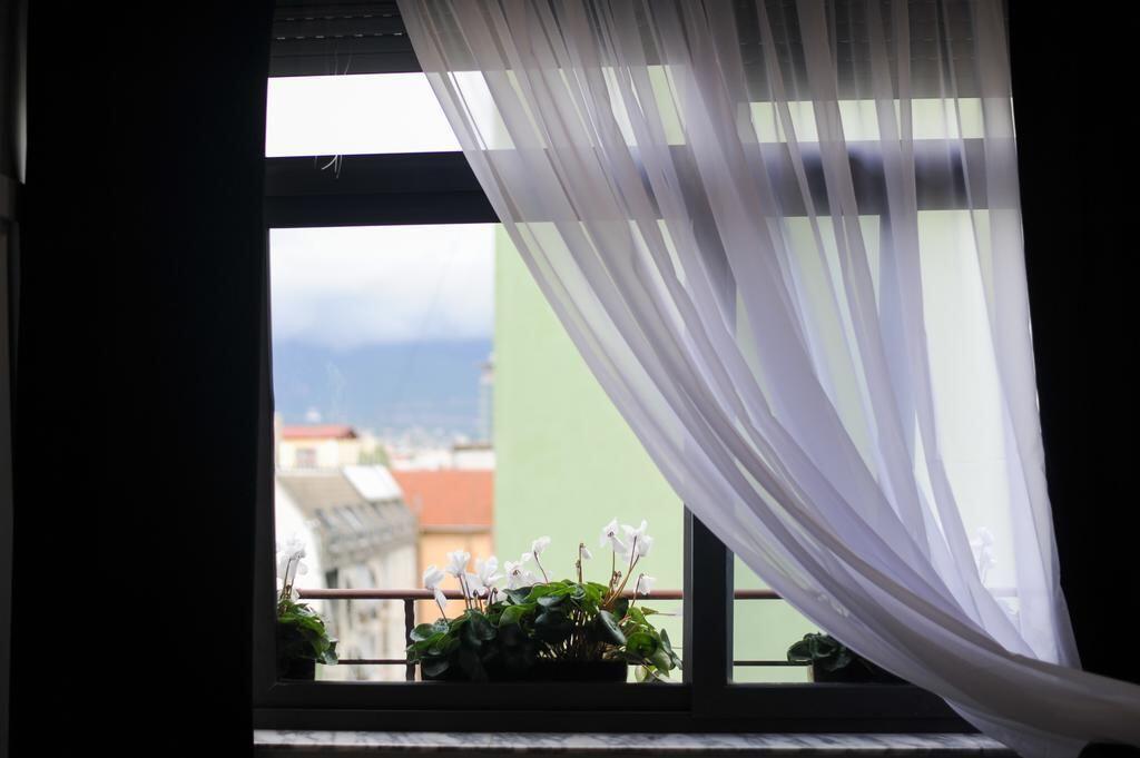🏡 Apartment 2+1+2 for rent in Bllok – Tirana