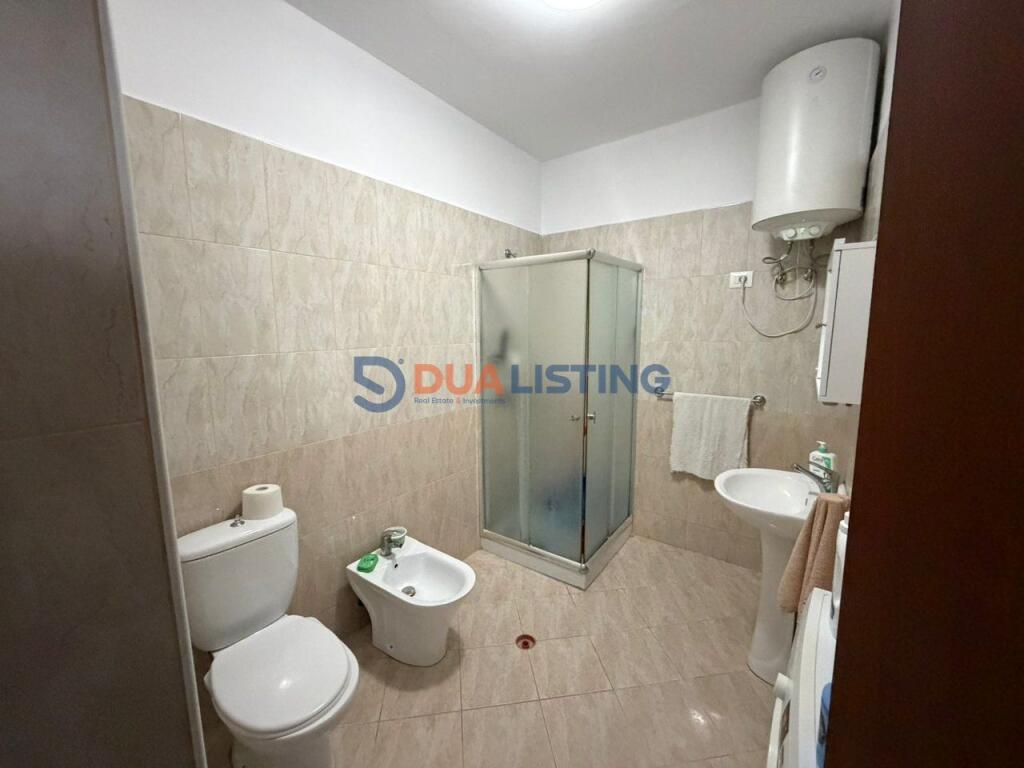 Apartament 2+1 ne shitje ne zonen e Freskut.