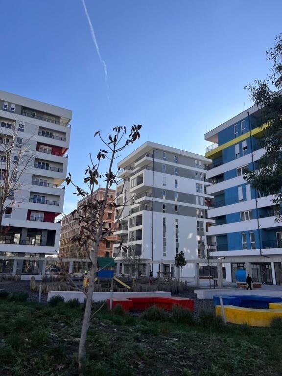 Shitet Apartament 2+1 te Kompleksi Univers City