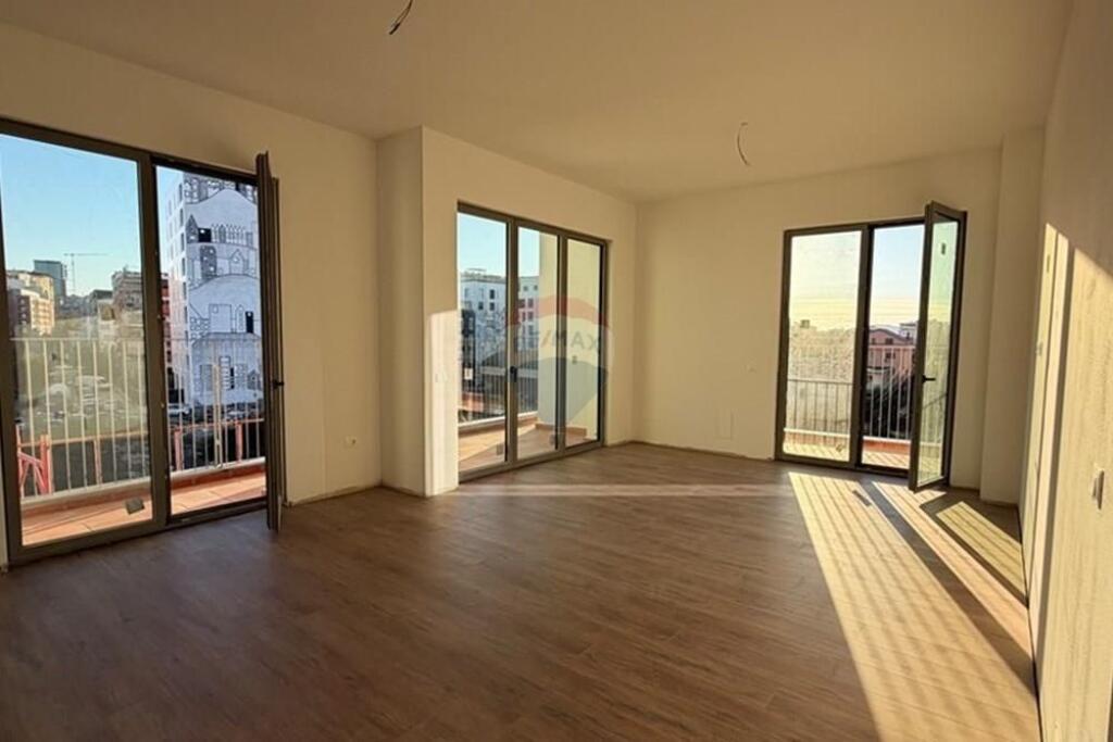 PARK AVENUE,Sale 2+1+2 +Verandas