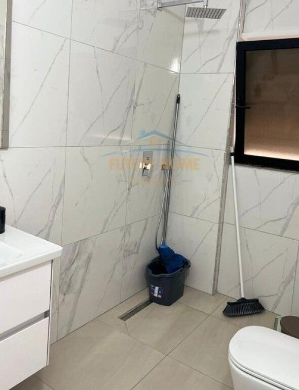 Qera , Apartament 3+1+2, Selvia, Tiranë..
