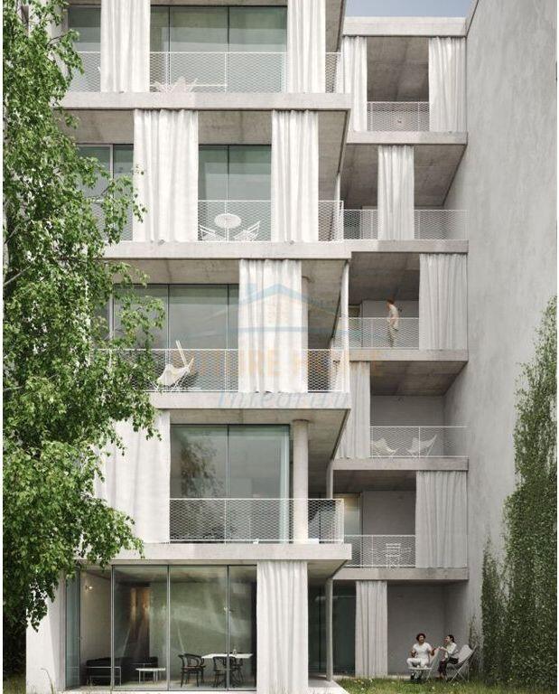 For sale, Apartment 2+1+3+2 Parking spaces, By Long Hill Residence, Tirana.