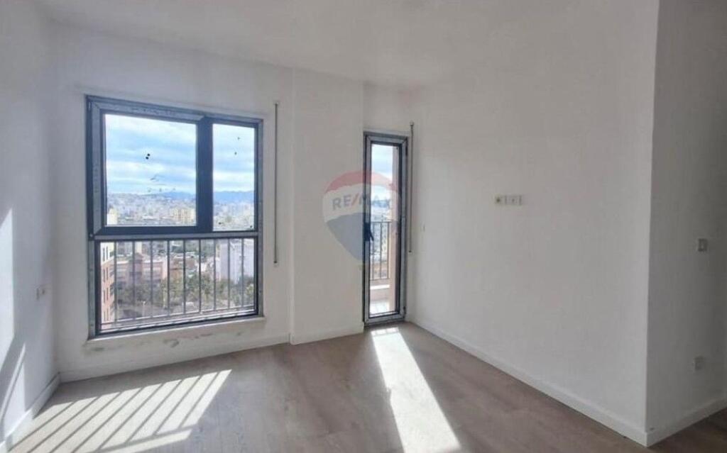 Apartment - For Sale - Qemal Stafa Street, Tirana(ID: 530181096-203)