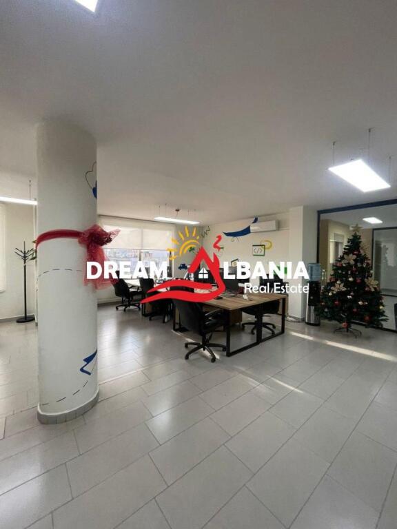 Locale in Affitto nel centro di Scutari (ID 42611237)