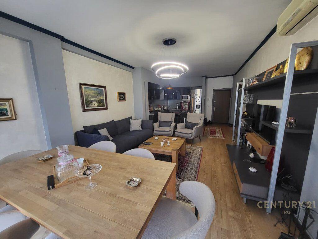 Apartament 2+1+2 në zemër të Tiranës! 📍 Ura e Tabakëve – Toptani Center