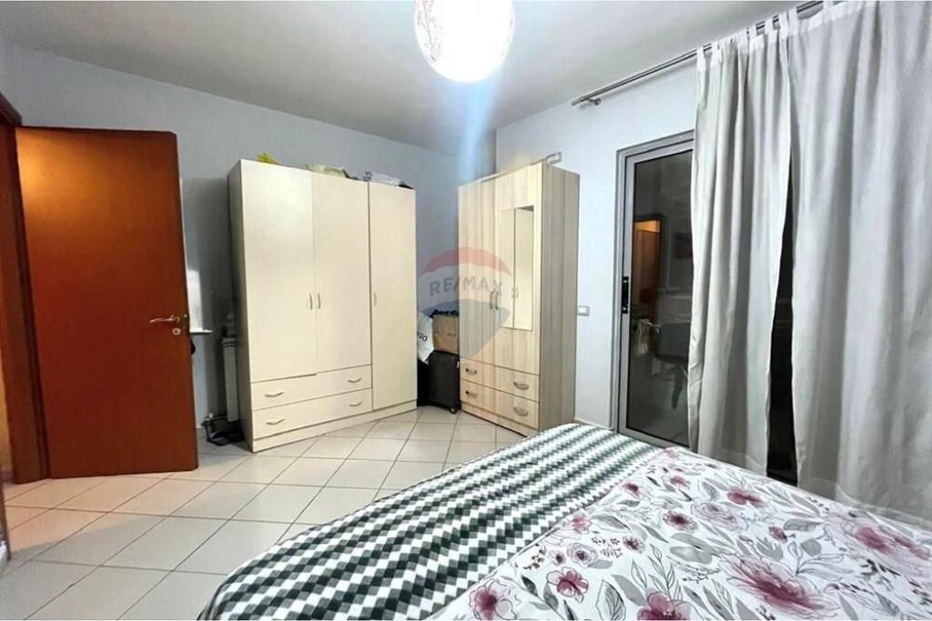 Apartment 1+1 near Kristal Center Square
