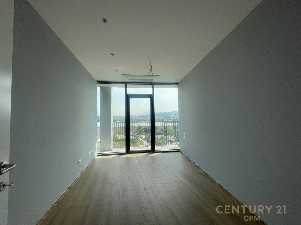 Spazio ufficio in affitto a Lake View, Kosovareve Street