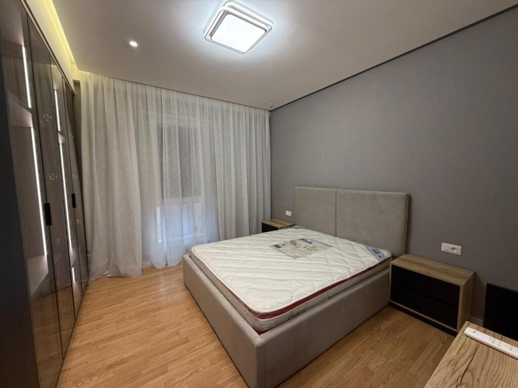 A Selvia, è in affitto un appartamento arredato 2+1. 1,200Euro