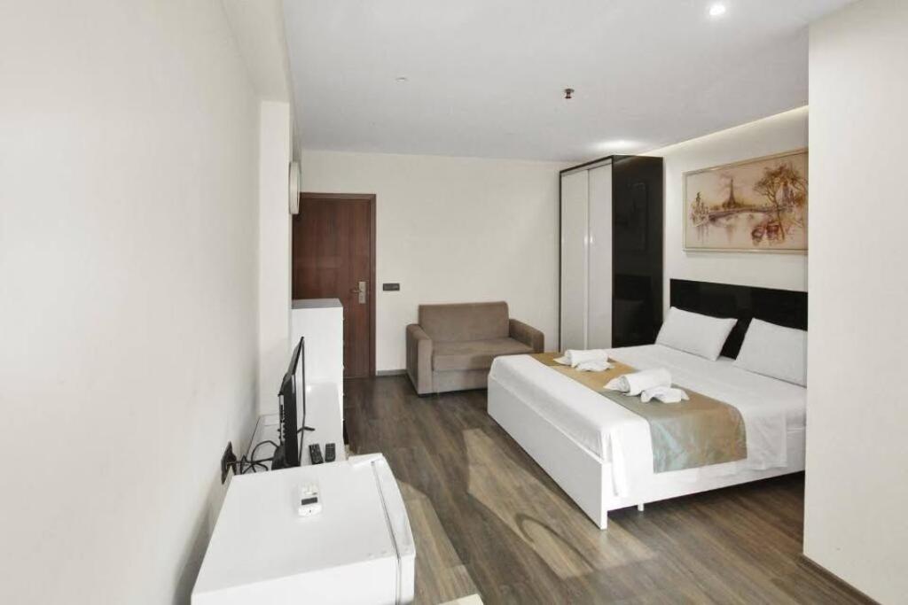 SHITET HOTEL 330 M2 9-KATESHET 2.000.000 EURO