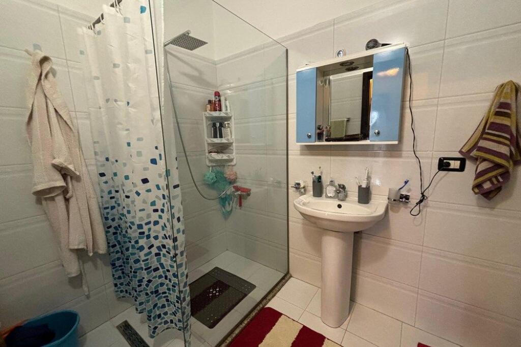 🏡 Apartment 3+1+2 for Sale – Rruga e Re, Vlorë