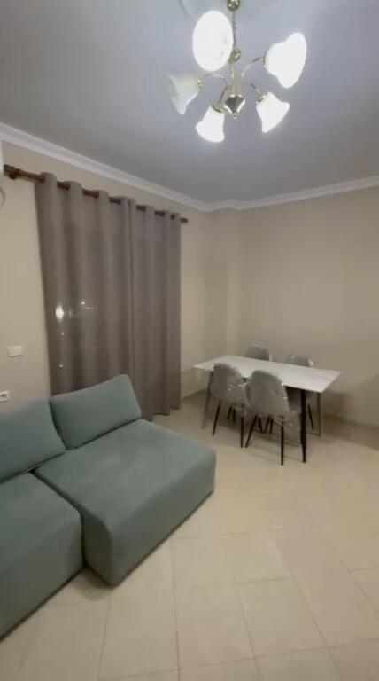 Jepet me qera apartament 2+1 ne Misto Mame