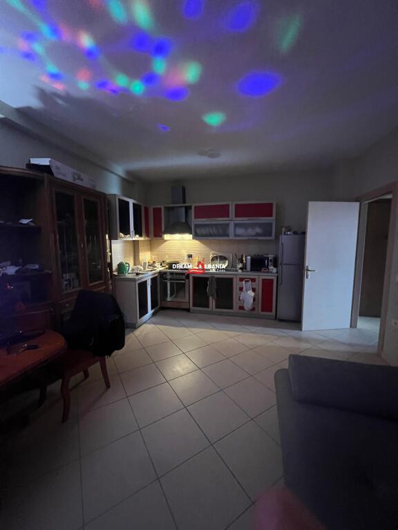 Apartament me qera 2+1+2wc me Post Parkimi prane Kodres Diellit, Tirane (ID 42215463)