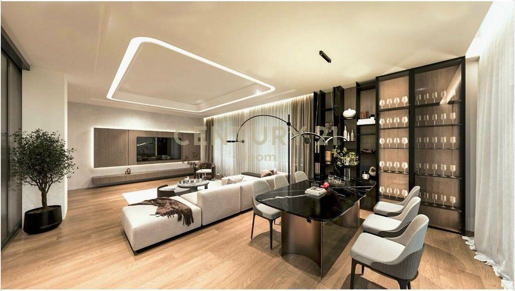 Apartment 3+1+2 with Private Yard for Sale – Dry Lake
