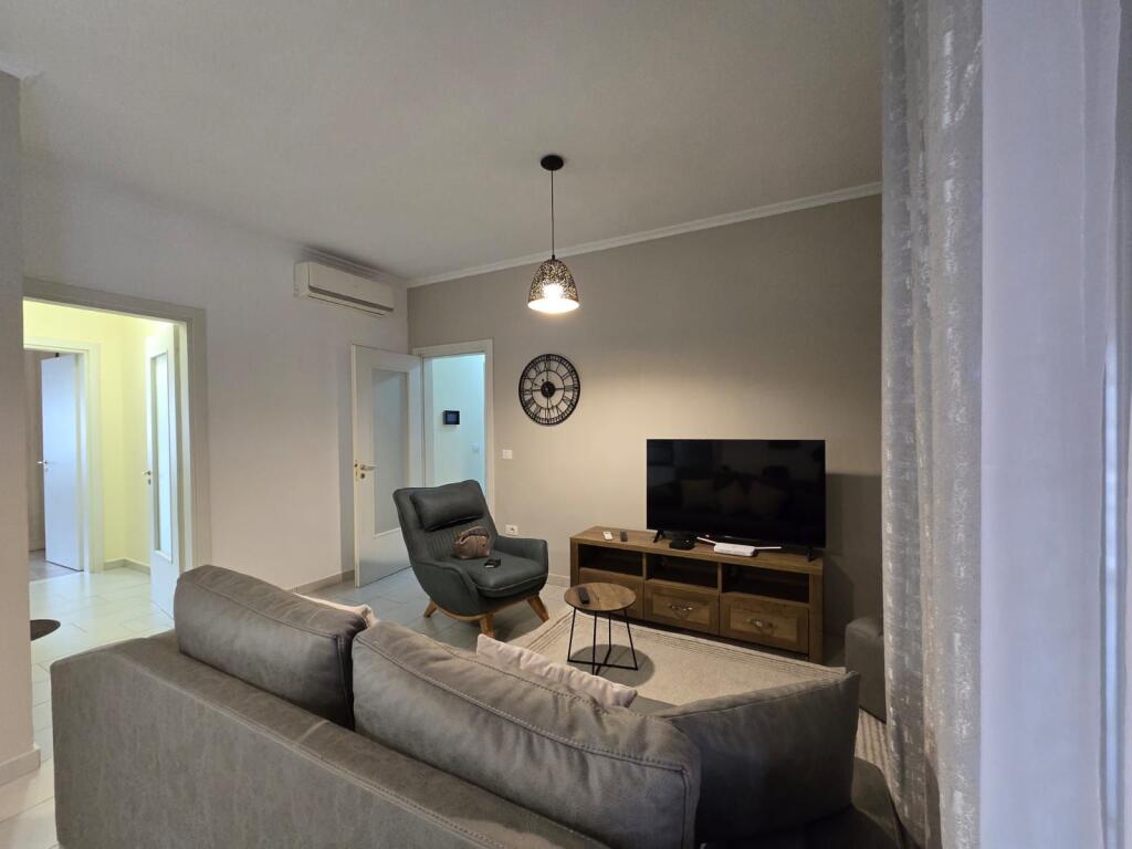 Apartament 2+1 me qira ne Kompleksin Delijorgji