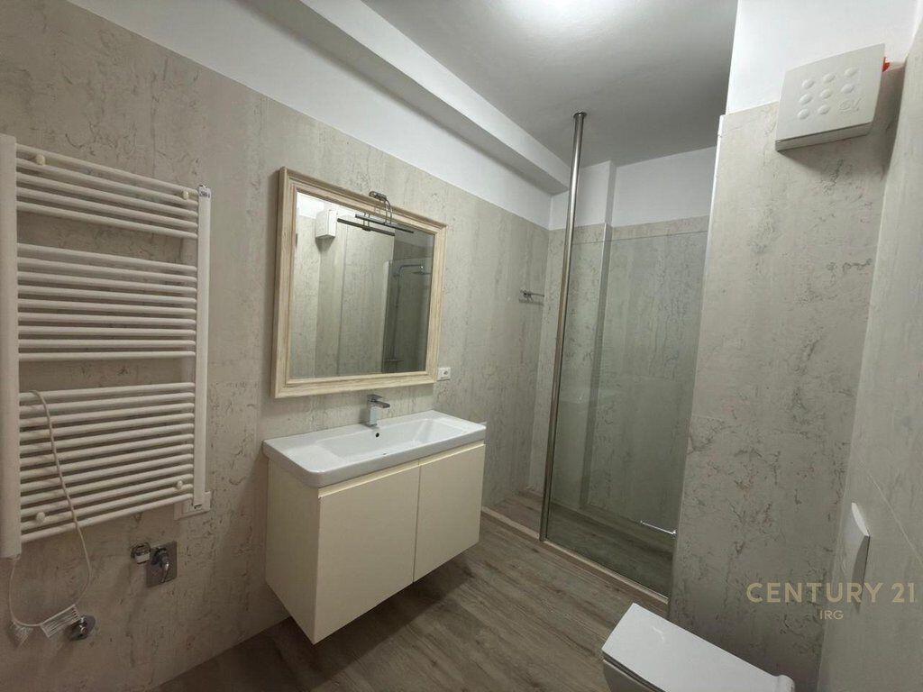 VENDESI APPARTAMENTO 2+1+2 A KIKA 2, COMUNE DI PARIGI 365.000 € Sup. Totale 118m2