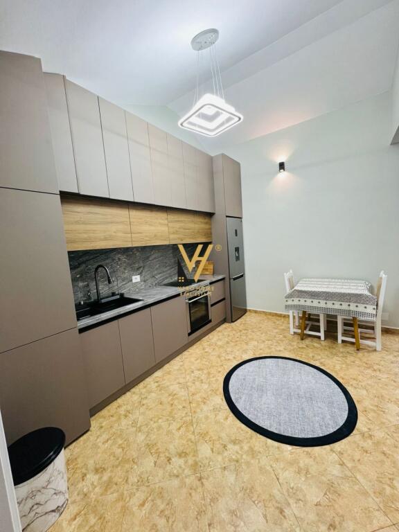 APPARTAMENTO 2+1 IN AFFITTO VICINO AL EX PARCO 70.000 LEKE