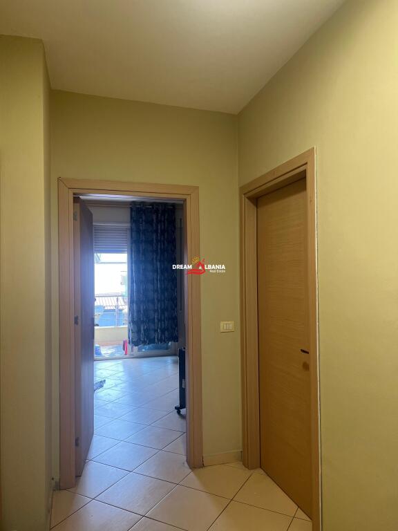 Apartament me qera 2+1+2wc me Post Parkimi prane Kodres Diellit, Tirane (ID 42215463)