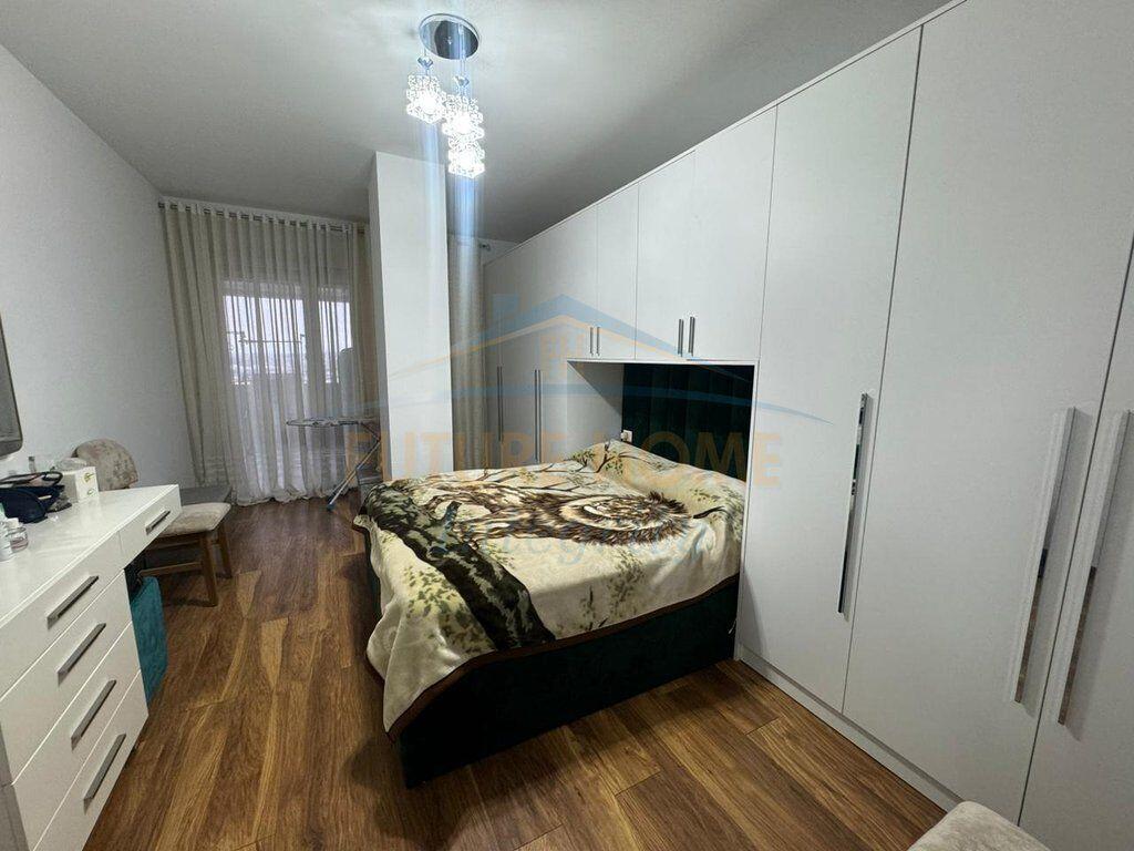 SHITET APARTAMENT 1+1+ VERANDE