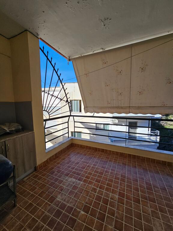 Appartamento 2+1+2 in vendita a Saranda 104m2