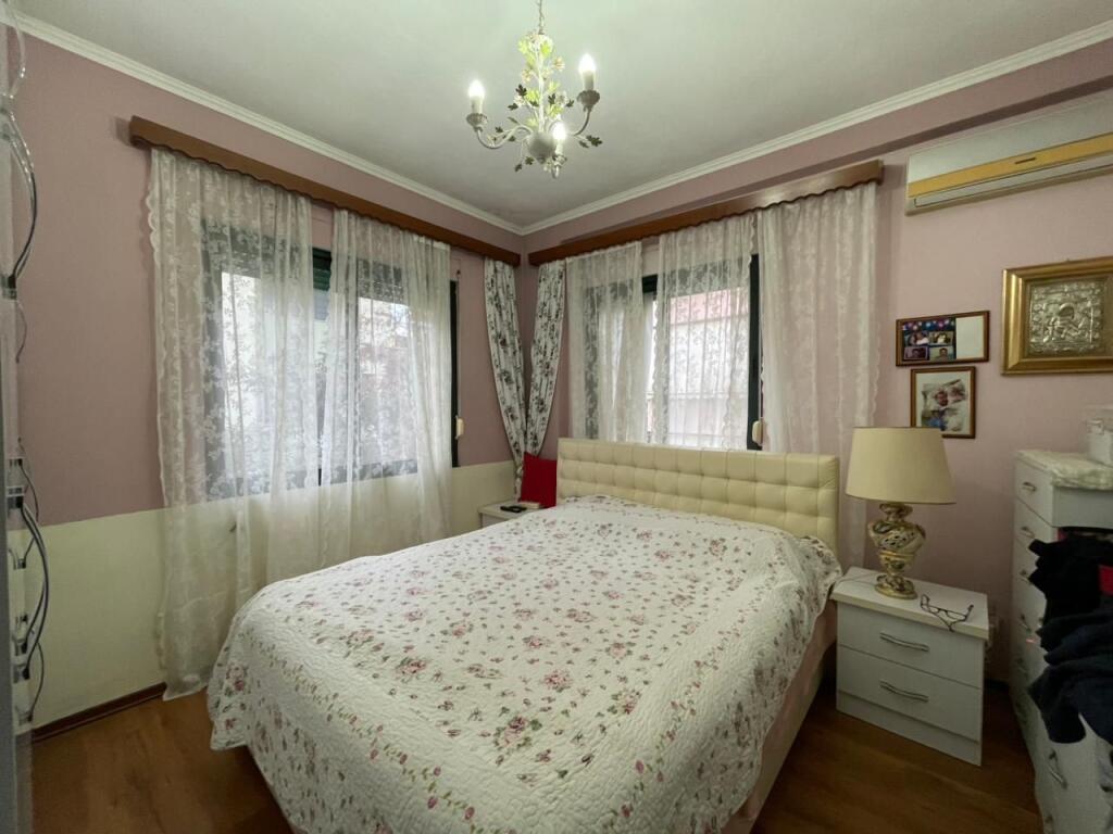 2+1 apartment for sale at Kodra e Diellit.