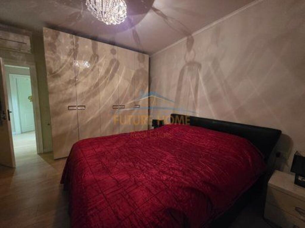 Affitto, Appartamento 2+1 con VERANDA in Via Kosovareve!.