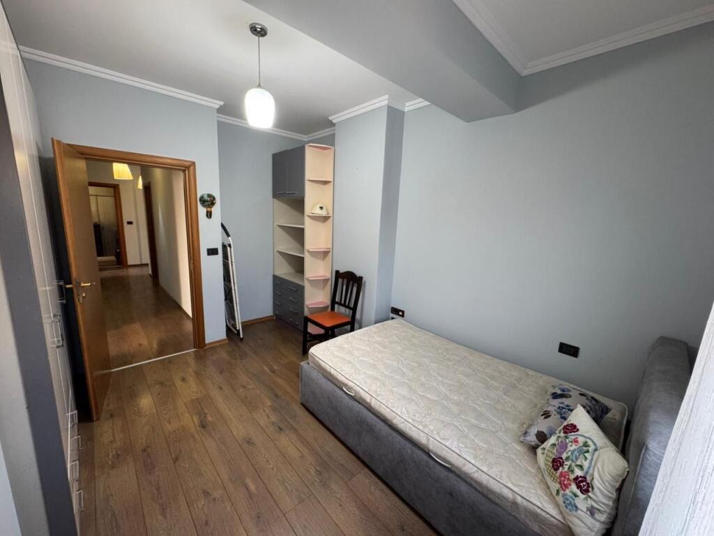 Rent apartment 3+1, Fresk Near the Europa bakery 40,000 lek