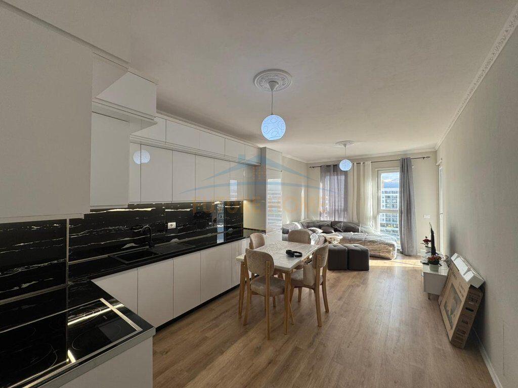 Affitto , Appartamento 2+1 , Univers City , Tirane.