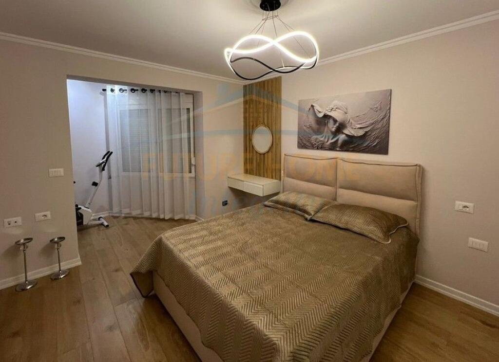 Qera, Apartament 2+1, Oxhaku, Tiranë