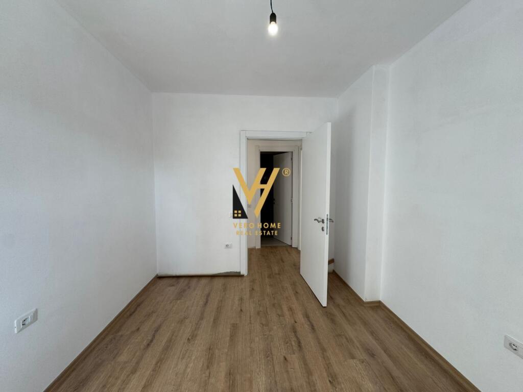 SHITET APARTAMENT 2+1+2 TE KOMPLEKSI XHELUKS XIBRAKU,RR.ELBASANIT 213.750 EURO - Pamja 4