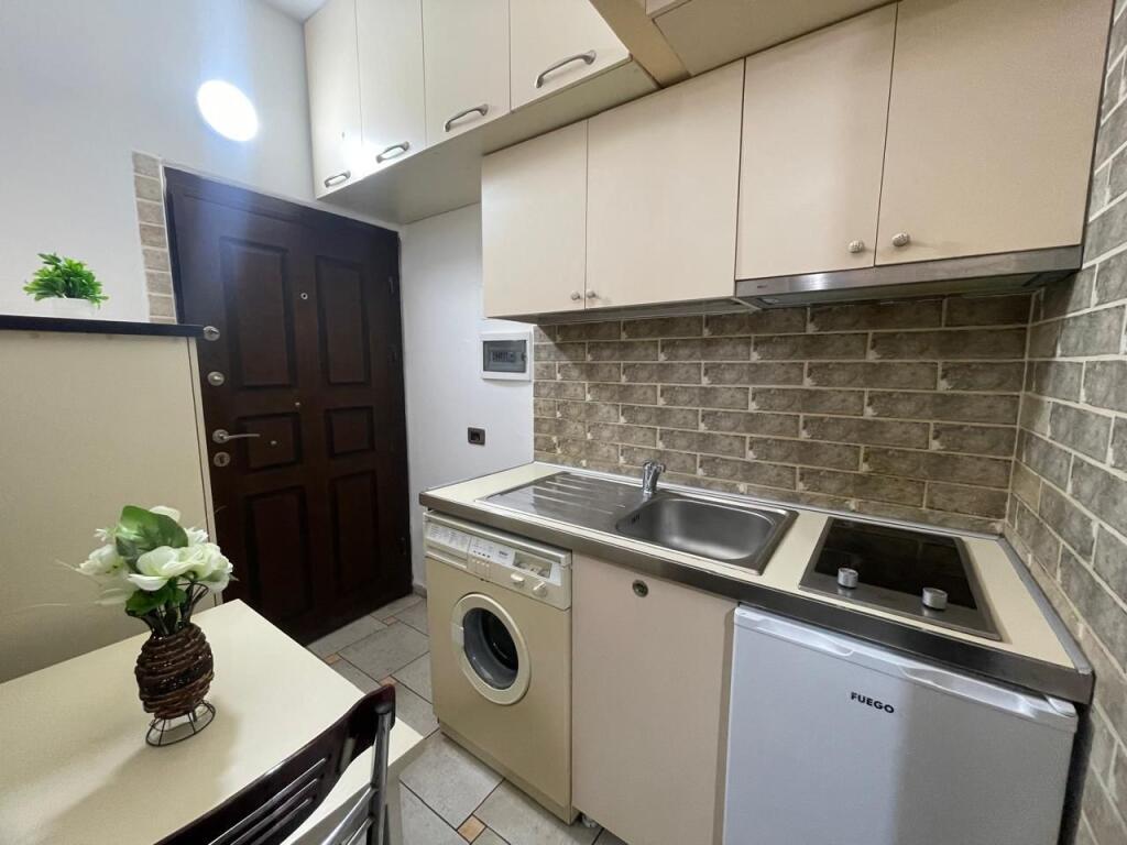 Studio apartment for rent – 5 May Street