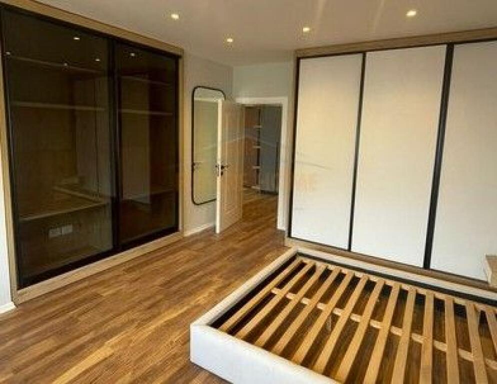 Qera, Apartament 2+1+2 POSTE PARKIMI, Kopshti Zoologjik, Tiranë...