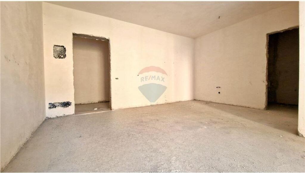 2+1 Apartment for Sale – Ujë i Ftohtë, Vlorë
