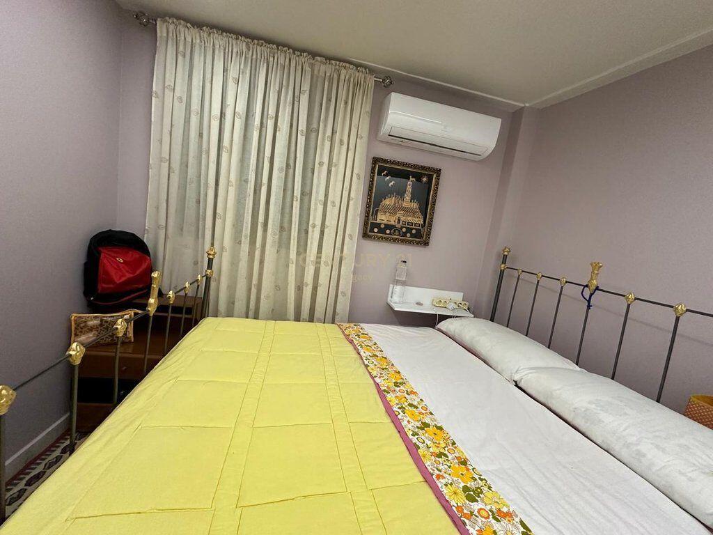 Private house 1+1 for rent ground floor very close to Bardhyl Street