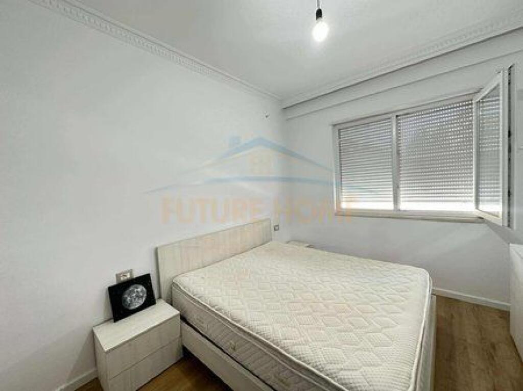 Shitet , Apartament 2+1 , Brryli , Tek Poliklinika Nr. 2