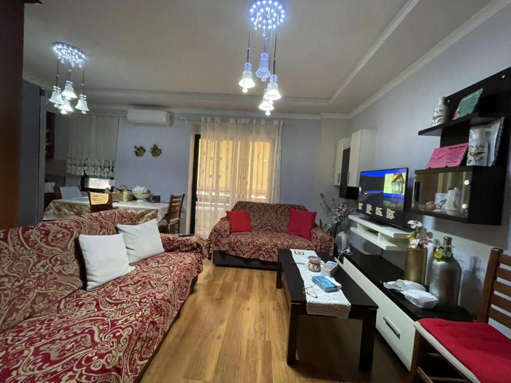 2+1 apartment for sale at Kodra e Diellit.