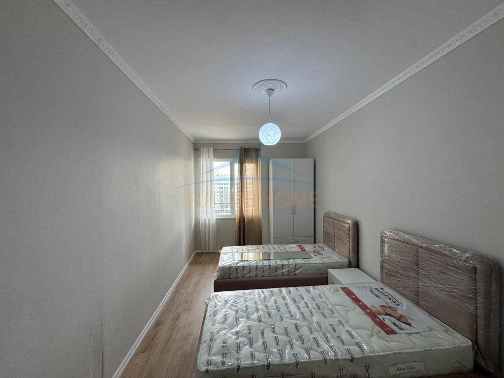 Affitto , Appartamento 2+1 , Univers City , Tirane.