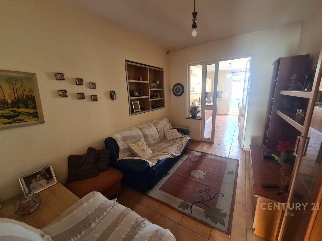 APARTMENT 4+1+2 NEAR P.NINI SCHOOL!