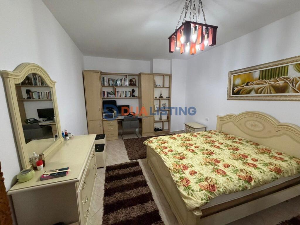 Apartament 2+1 per shitje ne Fresk!