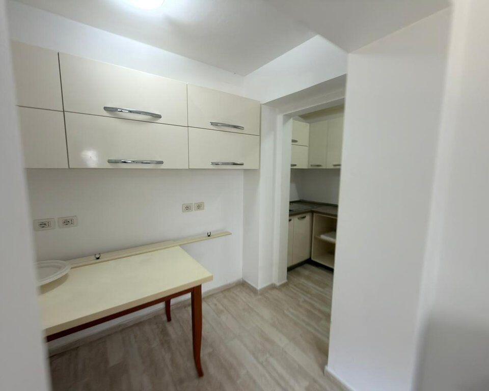 VICINO AL VIALONE ZOGU I PARE, VENDIAMO APPARTAMENTO 2+1