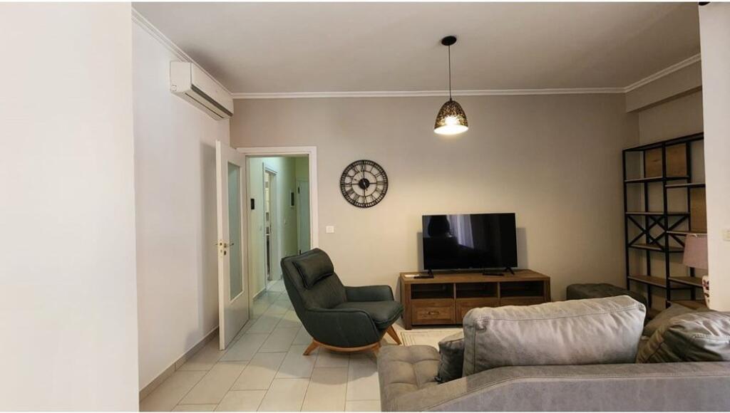 APARTAMENT 2+1 PER QIRA TEK KOMPLEKSI DELIJORGJI