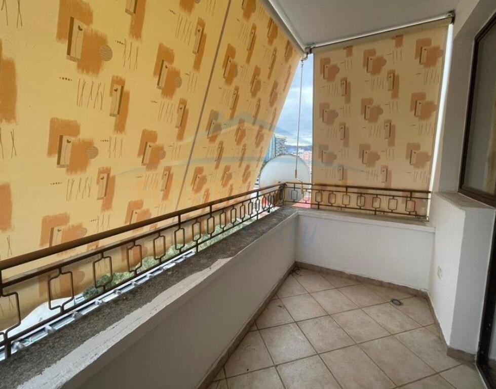 Rent, Apartment 1+1+2 Balconies, Elbasan Street, Tirana..