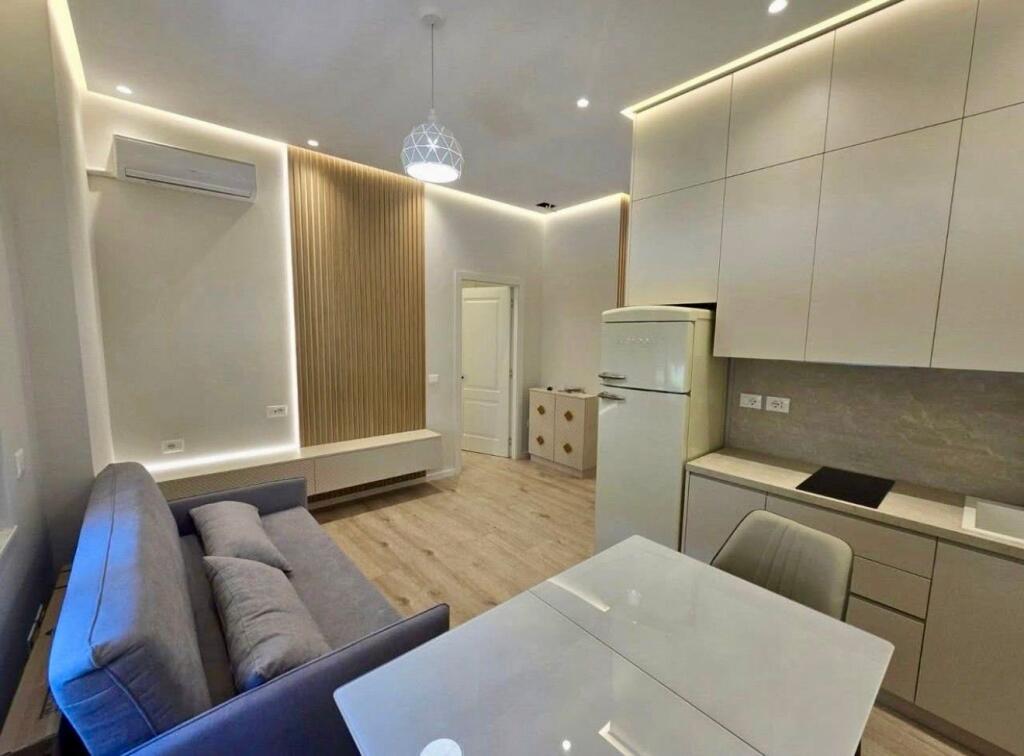 📣 QERA Apartament 1+1 📍 Prane Qendres, Fillimi i Rruges Se "Dibres" ✨