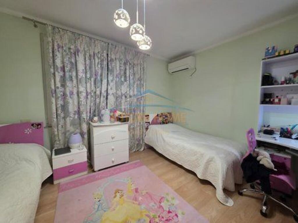 Affitto, Appartamento 2+1 con VERANDA in Via Kosovareve!.