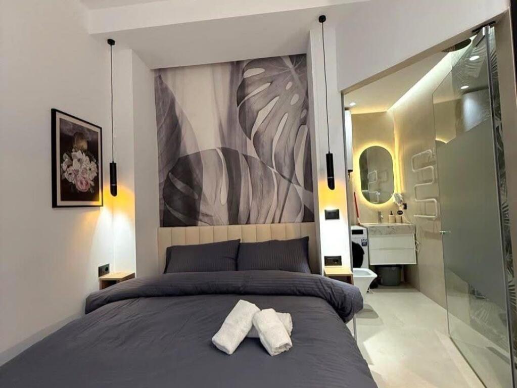 PAZARI I RI We sell a studio apartment