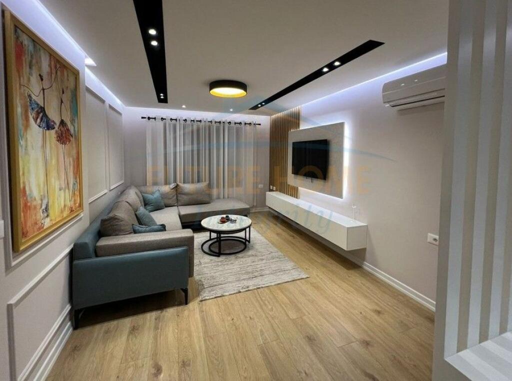 Qera, Apartament 2+1, Oxhaku, Tiranë