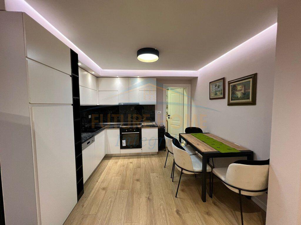 Qera, Apartament 2+1, Oxhaku, Tiranë.