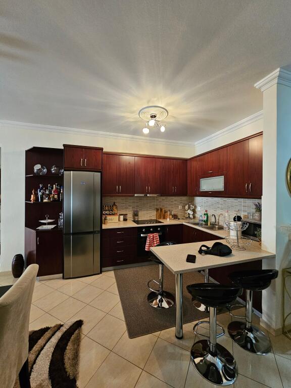 Appartamento 2+1+2 in vendita a Saranda 104m2