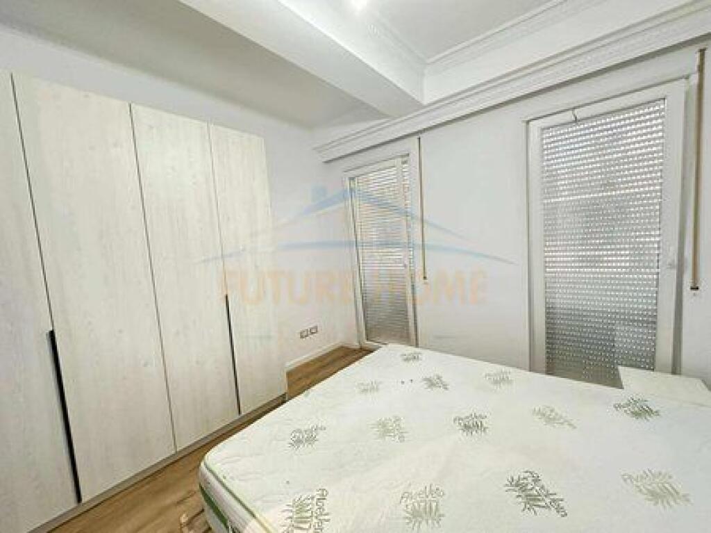 Shitet , Apartament 2+1 , Brryli , Tek Poliklinika Nr. 2