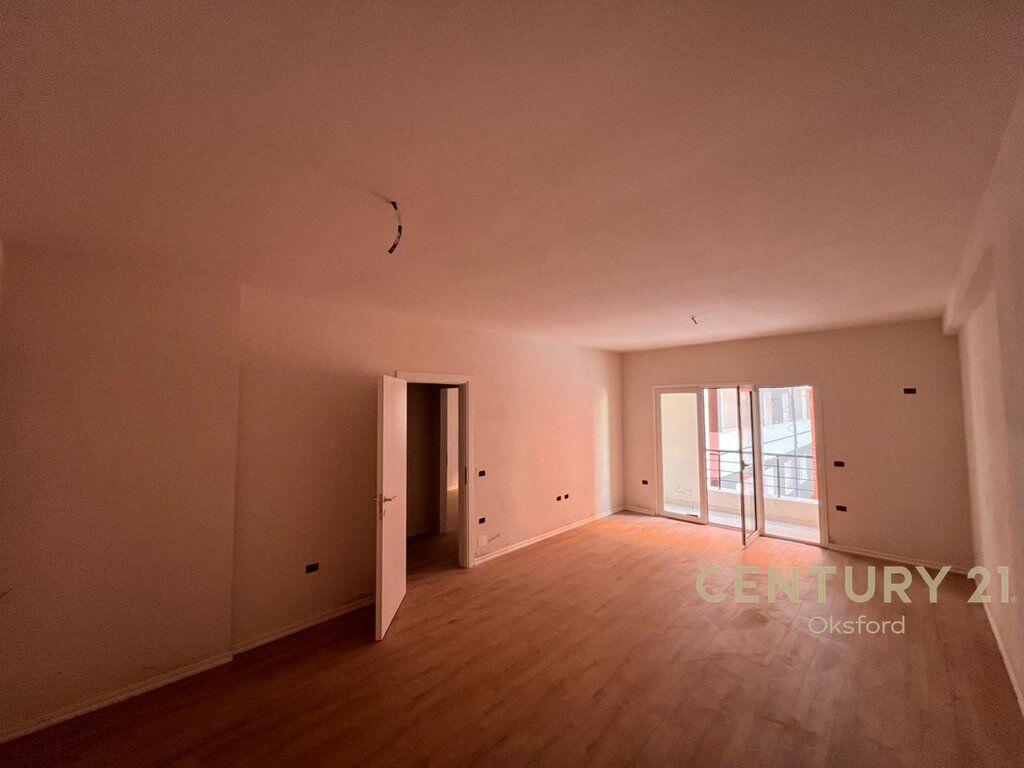 APPARTAMENTO 1+1 IN VENDITA A YZBERISHT 106.000 € Sup. Totale  70m2
