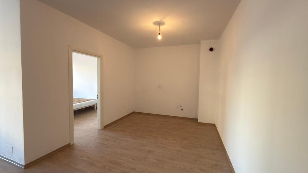 ASTIR APARTAMENT 2+1+2 PER SHITJE!
